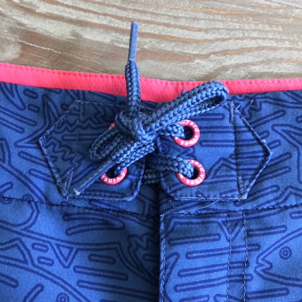 🐳Vineyard Vines bathing suit